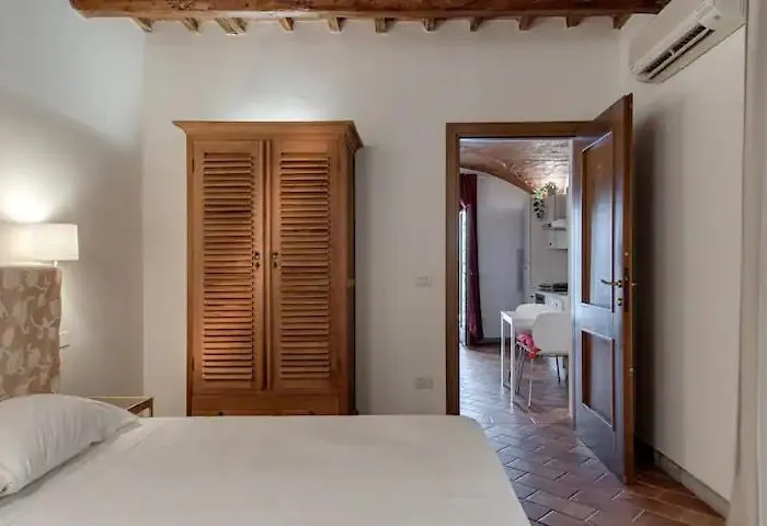 Toscanella23